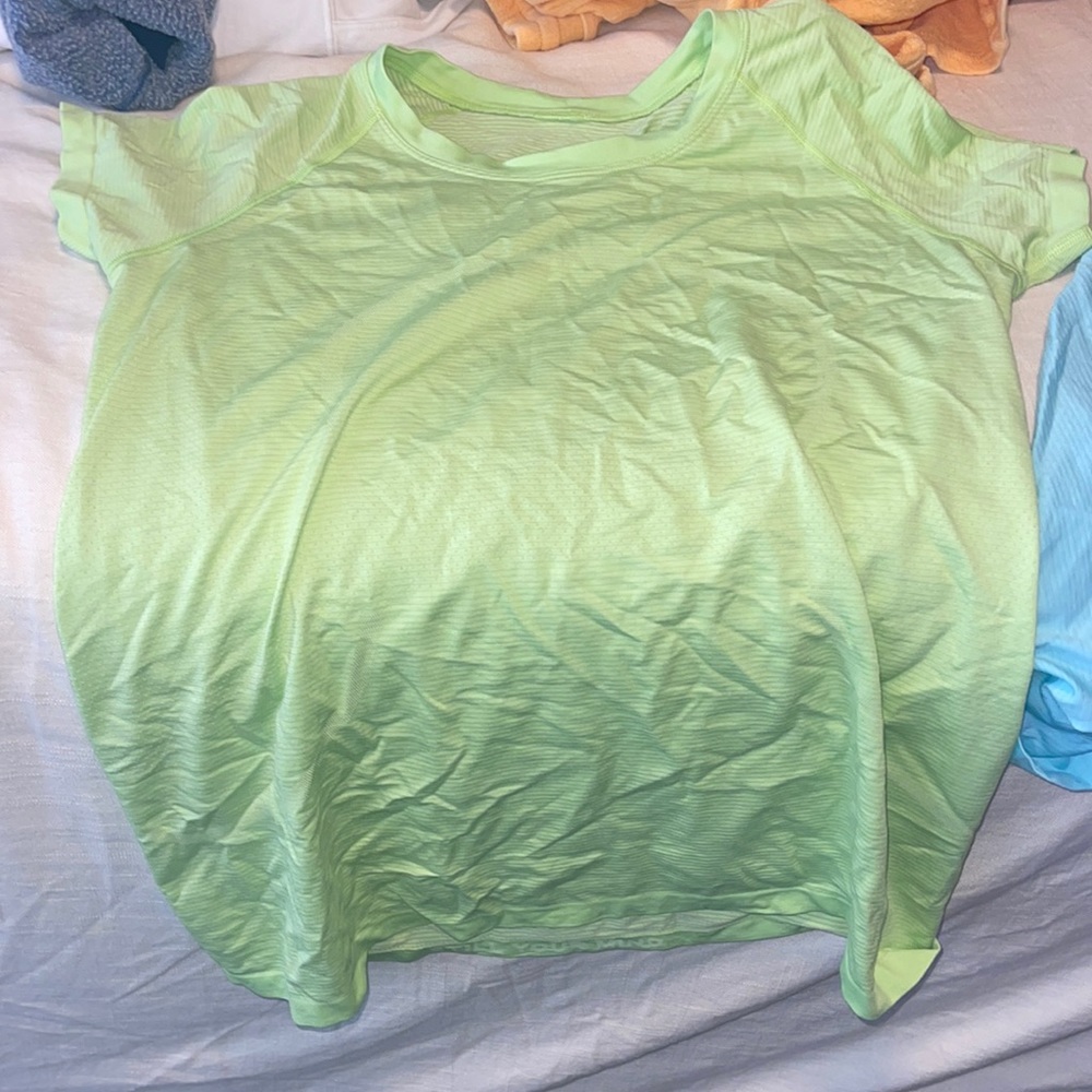 Lululemon Swiftly Tech Shortsleeve